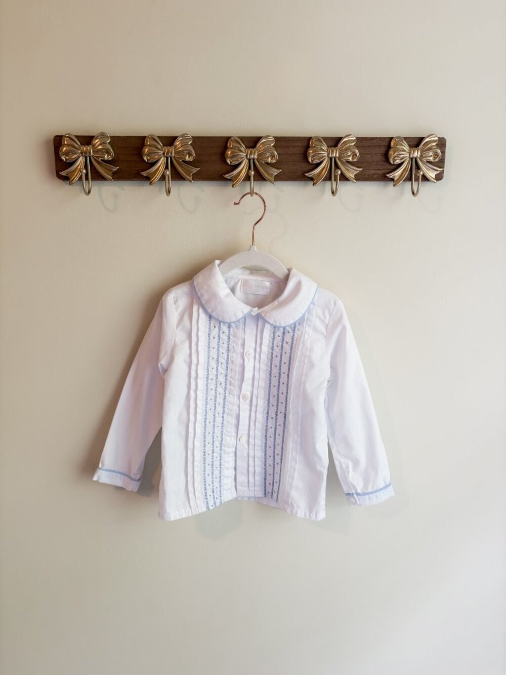 Cecil and Lou Boys size 3T White Dress Shirt with Blue Trim